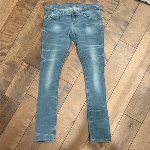 Stylish Blue Skinny Jeans